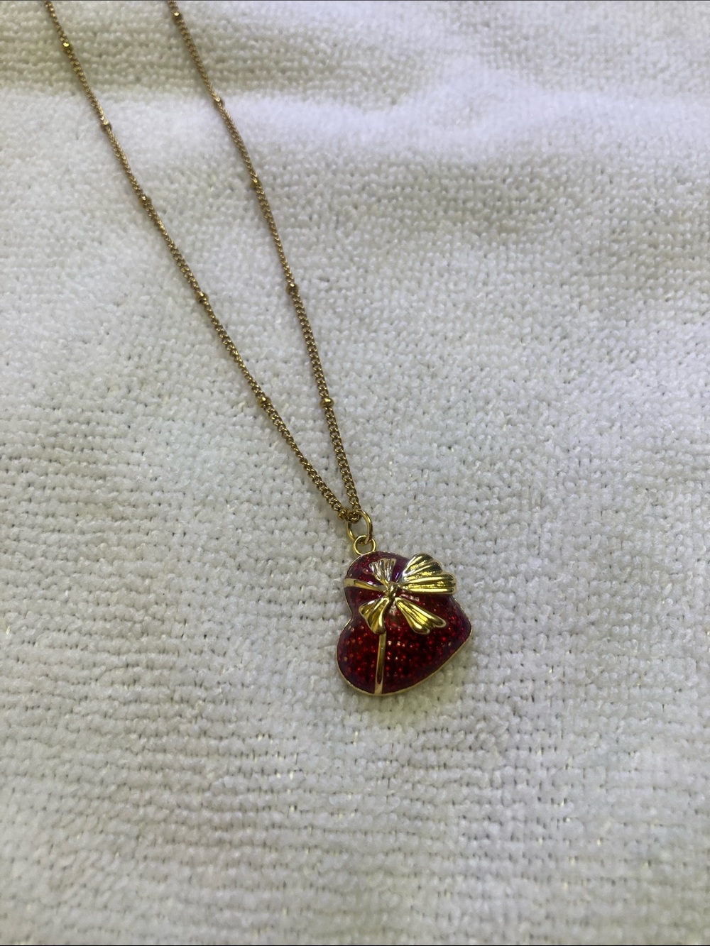 Red Heart Gold Tone Fashion Necklace - Picture 2 of 9